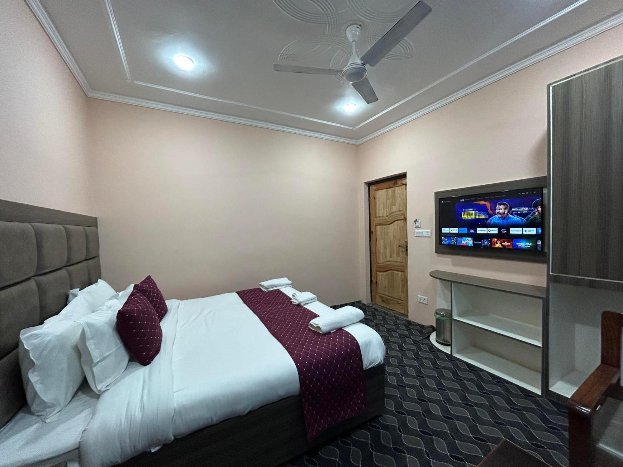 Fair Mount, Airport Road, Humhama Srinagar Hotell Rom bilde
